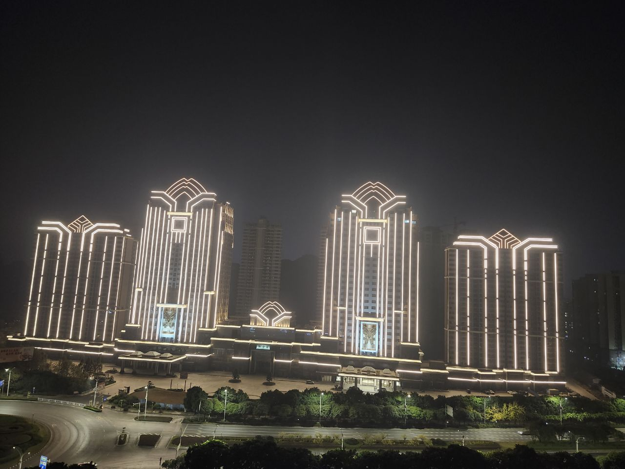 (桂林)御景閣五星級(jí)大酒店酒店